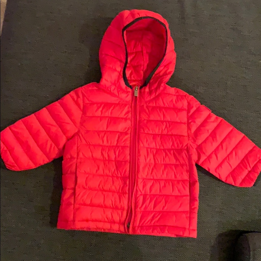 Like New Baby GAP light weight puffy coat 12-18m